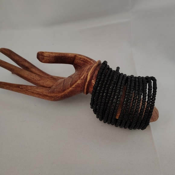 📿Black Glass Beaded Cuff Bracelet On Memory Wire - Picture 1 of 6